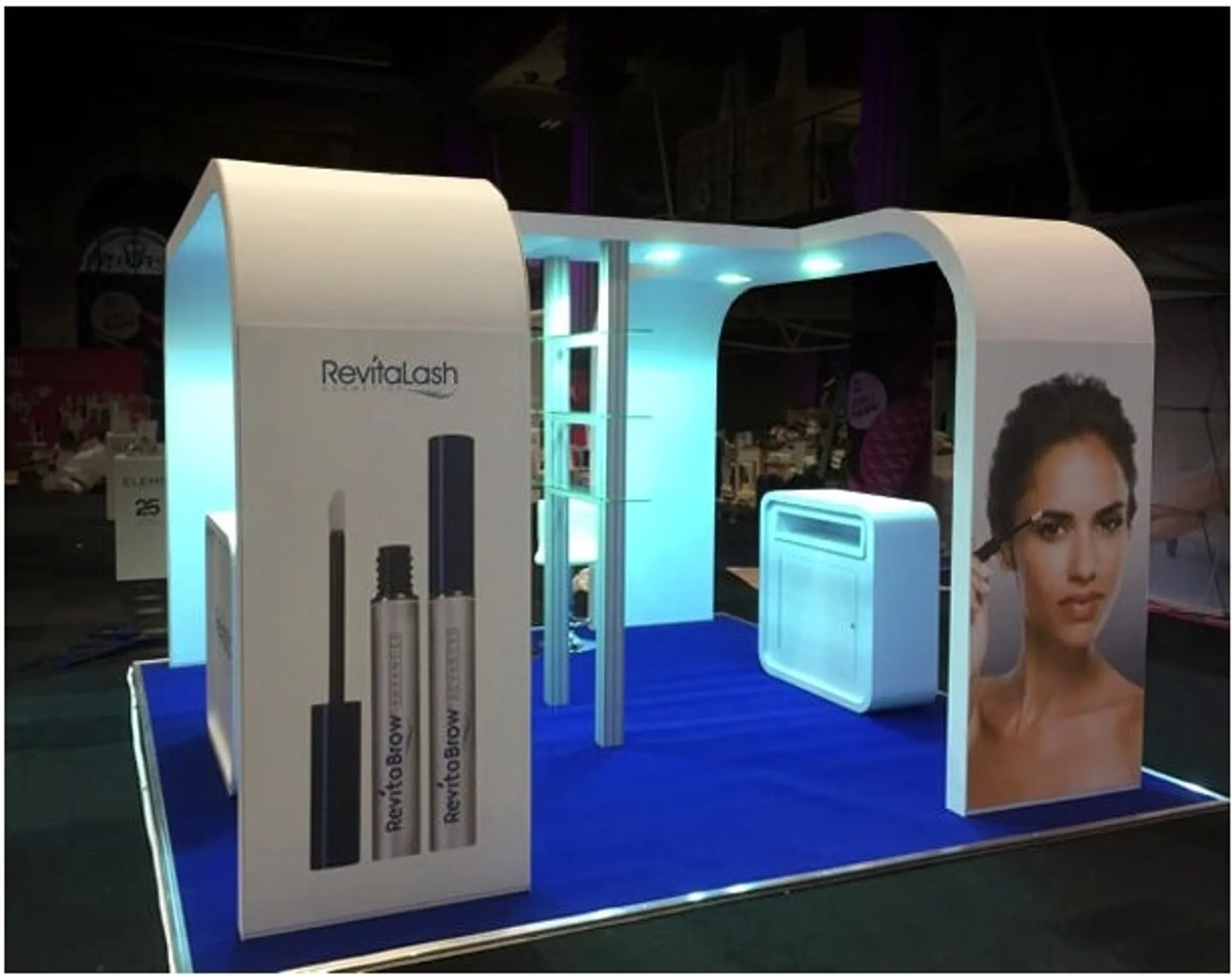 10x20 Lineal booth design by The Exhibit Company